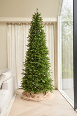 Künstlicher Weihnachtsbaum Slim „Undset“ 100 % PE – Smart LED
