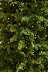 Künstlicher Weihnachtsbaum Slim „Undset“ 100 % PE – Smart LED
