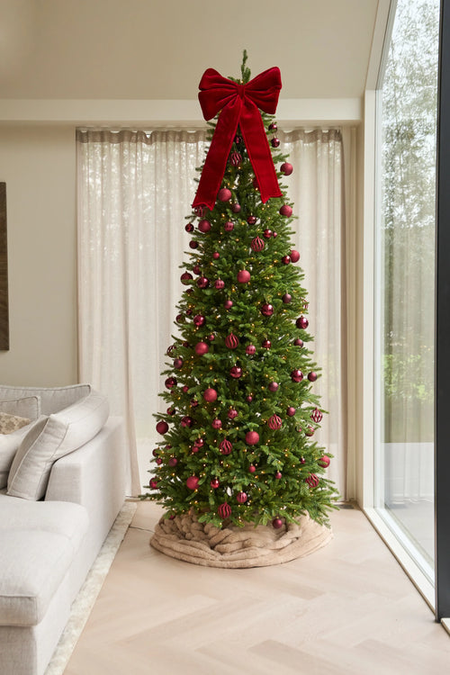 Künstlicher Weihnachtsbaum Slim „Undset“ 100 % PE – Smart LED