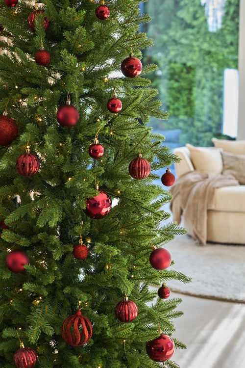 Künstlicher Weihnachtsbaum Slim „Undset“ 100 % PE – Smart LED