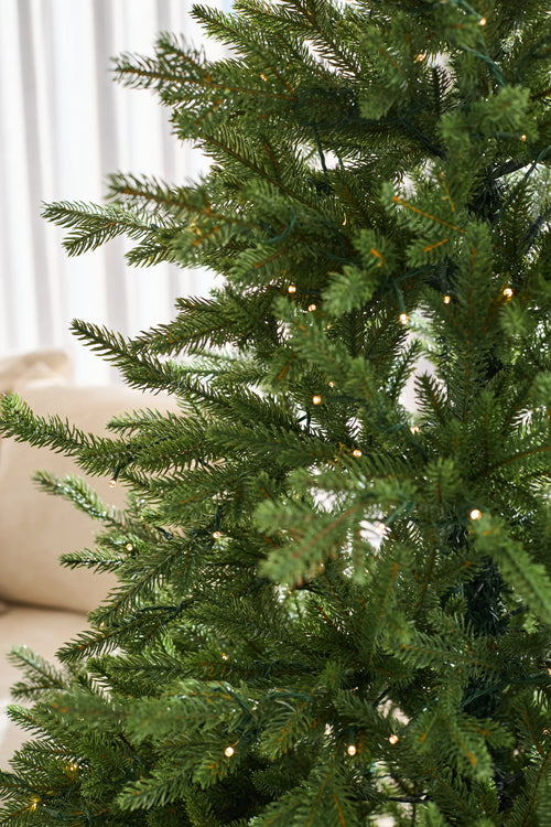 Künstlicher Weihnachtsbaum „Vinje“ 100 % PE – Smart LED