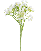 Ein einzelner künstlicher Zweig von Baby's Breath mit einer Größe von 46 cm mit kleinen, zarten weißen Blüten und grünen Stielen vor einem schlichten weißen Hintergrund.
