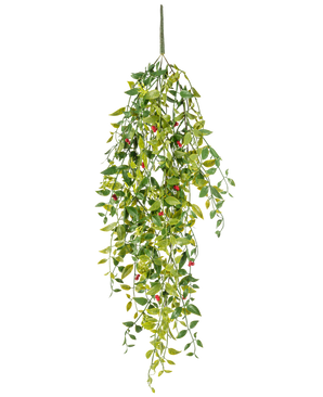 Die künstliche Hängepflanze Gardenie mit Beeren 81 cm ist eine künstliche Hängepflanze mit grünen Blättern und kleinen roten Beeren, dargestellt vor einem weißen Hintergrund.