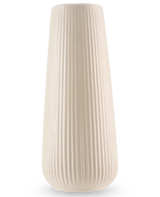 Die Vase Dust 20 cm beige ist eine hohe, cremefarbene Keramikvase mit einer glatten, matten Oberfläche und vertikalen Rippen. Durch das moderne, leicht konische Design eignet sie sich perfekt als Vase für Kunstblumen.