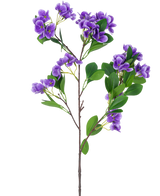 Der künstliche Blumen-Schneeball Real Touch Lilac 80 cm hat einen einzelnen künstlichen Zweig mit Büscheln leuchtend lila Blüten und grünen Blättern an mehreren Stielen vor einem schlichten weißen Hintergrund.