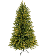 Der künstliche Weihnachtsbaum „Weideman“ PE/PVC – Smart LED, mit grünen Zweigen und warmweißen Lichtern, steht auf einem schwarzen Metallsockel vor einem schlichten weißen Hintergrund.