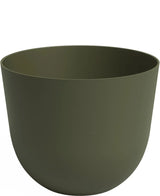 Der Planter Havanna Ø40cm x H33cm ist ein mattolivgrüner Blumentopf mit glatter, runder Form und breiter Öffnung vor einem weißen Hintergrund.