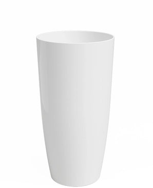 Der Übertopf Santorini ist eine hohe, weiße, zylindrische Vase (Ø27 cm x H40 cm) mit einer glatten, glänzenden Oberfläche. Die Vase steht aufrecht vor einem schlichten weißen Hintergrund.