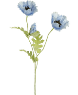 Aquarell-Illustration einer künstlichen Mohnblume, 73 cm, blau, mit zwei blühenden blauen Mohnblumen und einer Knospe mit grünen Stielen und Blättern auf weißem Hintergrund.