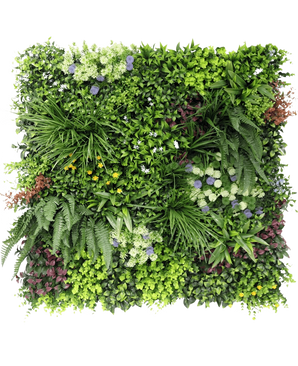 De Kunsthaag Vibrant 100x100 cm UV heeft een weelderige verticale tuin met dichte groene planten, varens en kleine witte, paarse en gele bloemen in een vierkant patroon tegen een witte achtergrond.