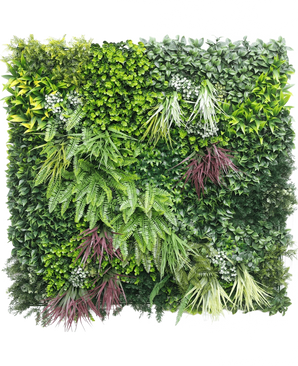 Die künstliche Hecke Paradise 100x100 cm UV ist eine vertikale Gartenmauer mit dichtem grünem und violettem Laub, darunter Farne und Blattpflanzen, die in einem Quadrat vor einem weißen Hintergrund angeordnet sind.