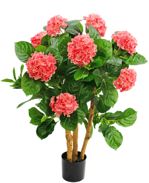 Die künstliche Hortensie UV 85 cm rosa hat mehrere Stiele, breite grüne Blätter und rosa Hortensienblüten in einem schwarzen Topf, was für einen lebendigen Kontrast und ein naturgetreues Aussehen sorgt.
